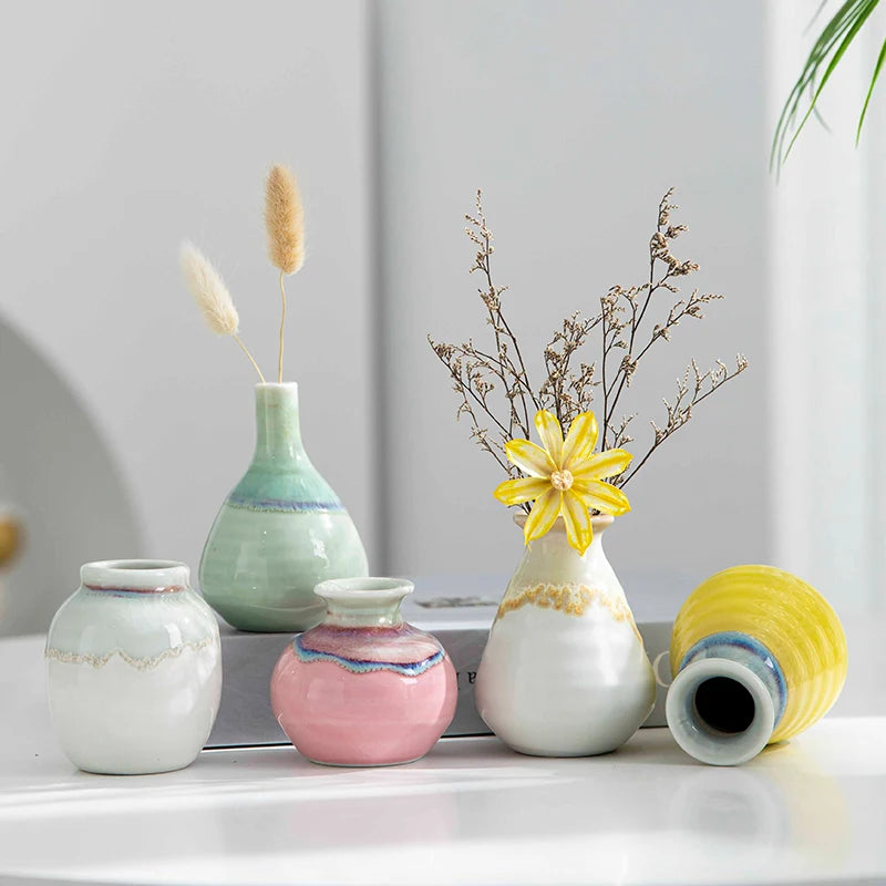 Creative Nordic Modern Minimalist Home Decoration Small and Fresh Artistic Ceramic Mini Vase